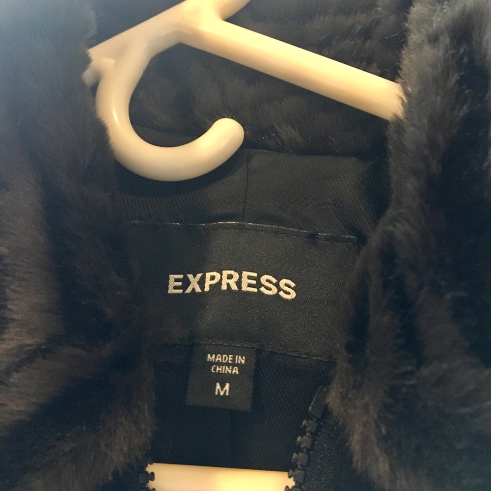 Express Jacket - Picture 2 of 4
